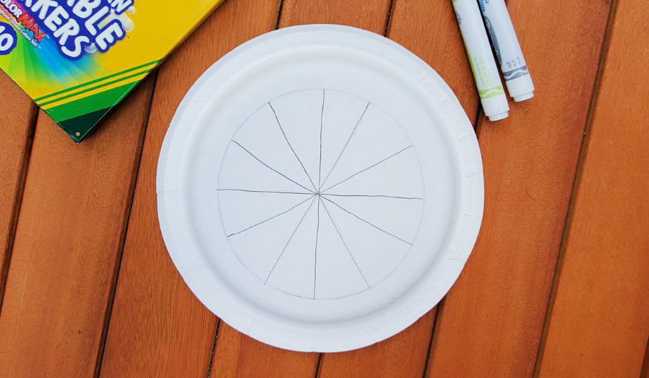 paper plate flying saucer draw sections